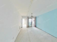 2014年小区环境优美停车方便 配套齐全 楼层好视野开阔