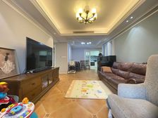 渝北区 两江春城春铭苑 三房 164.8万