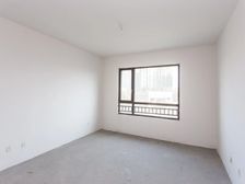 金新鼎邦 3室2厅 毛坯博小北郊空置 单价1万7可谈随时看房