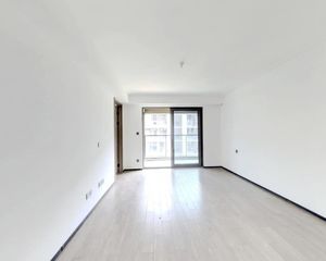 万科精装修三房楼层好,环境幽静,交通方便,居住舒适