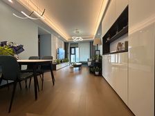 彩云湖 万科开发 全新装修三房 现代风格 安静舒适