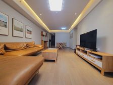 一线江景 新上 全新装修未住人 环境优美 配套齐全