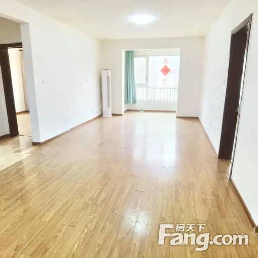 房东直租 常营北京新天地 沁园小区三居室出租 两卫商品房