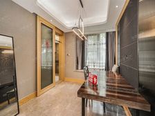 飞机户型大三房,南北直通,远离高架,带车位