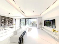 欢乐海岸三期【洋房】好楼层装修80万,要出国了急售,看房方便