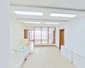 DeepSeek总部旁,宝善桥地铁口,三房朝南电梯房,楼层好