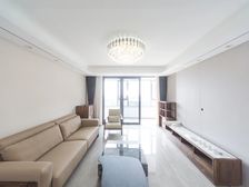 正南融创望海潮4室2厅精装修