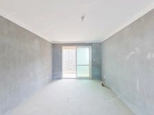 西湖区电梯大两房,客厅带阳台近地铁和天街满五税费少