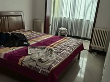 西城天宁寺片区 可一改二的步梯一层 445万元