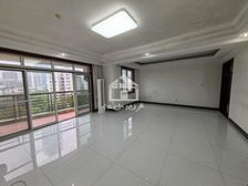 翡翠园一期3+1房2厅 精装