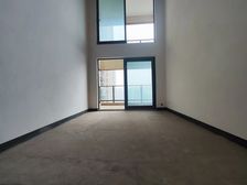 龙湖森屿 六房带车位 跃层户型