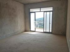 观澜溪谷3房2厅中装80万