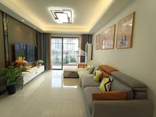 龙光玖珑臺 3房2厅70万
