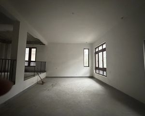 维拉小镇怡园5室3厅3卫南朝向796.0万元/套出售