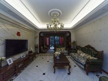 南北通透蓝鼎滨湖假日枫丹园5室2厅精装修