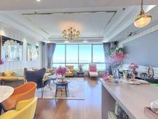 东港精装一线海景大平层 户型大气南北通透 视野开阔无遮挡