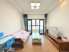 照母山 万科悦峰三期二房90万