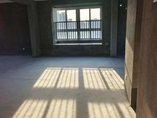 新兴岚湾小区3室2厅1卫南朝向90.0万元/套出售