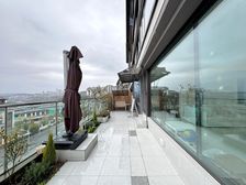 华侨城看江洋房 花园70平 自住半年 房子维护得很好 推荐!