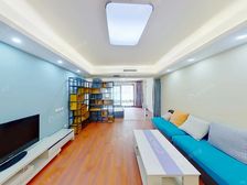 新上 天鹅湾南区 四期 两居室 随时看 南北通透