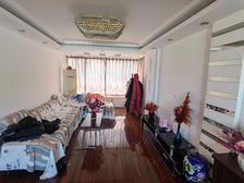 真新新村地铁站+房型正气+00年房龄+拎包入住