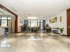 温泉花园 精装独栋 18面宽 6卧朝阳 1080可谈