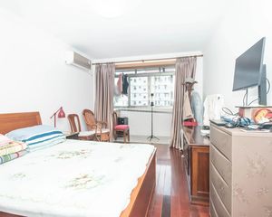 经典三房承载阖家天伦之乐电梯房避免楼梯烦恼