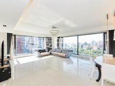 南北通透红玺台4室1厅精装修