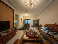 北滨路 恒大御龙天峰 三房 业主急售