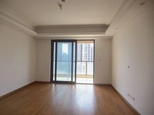 位置好,中间楼层,四叶草户型实用面积大,南北通,..