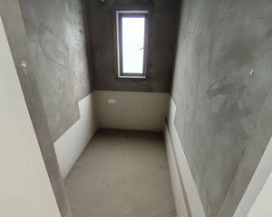 花园洋房 南北通透 双地铁站 龙湖悠山香庭(洋房)