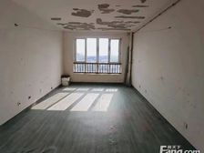 5号线地铁 83.89平2居 南向毛坯 送自行车库看房方便