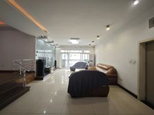 绿苑小区南向精装四室 满二153平仅113.8万