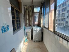 丹凤四村1室1厅1卫南朝向76.0万元/套出售