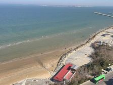 24.5万买套龙口海景房,头排看海电梯大两居室,是什么概念