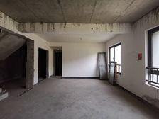 江北区 万科江上明月 四房 出入方便