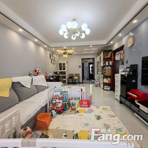 南北通透花园小区2室2厅精装修