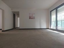 轻轨旁,荣盛华府一期,南北通透大客厅,业主血亏50万急售