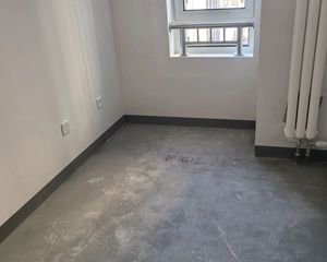 预计近期成交房源 百万佳苑 三居室 东南向 680万