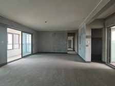 沙坪坝区 金融街融府 四房 180万