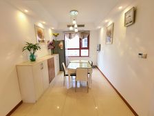 和泰国际广场3房南精装真实好房