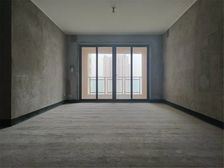 沙坪坝区 融创滨江壹号观麓台 四房 154.5万