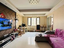 新隆华府东区 满二 交通便捷 近医院 刚需两居 商圈成熟