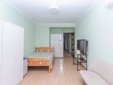 新出金杨新村四街坊,南向精装修 安静不临街,有钥匙,房东急售