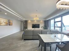 成华区 万象城 地铁口 次新房 三房 540万