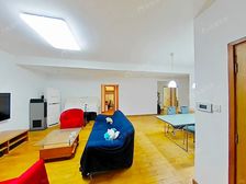 小区住户少幽静,花园位置,独门独户私密性好,带独立停车位