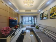 住家装修9成新 临地铁 配套成熟