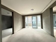 新兴岚湾小区4室2厅2卫南朝向150.0万元/套出售