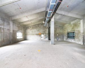 正南 长夏门·湖园 1室3厅