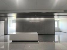 新出国资项目 整层 80平起租 停车便利 精装带空调